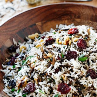 Holiday Wild Rice Pilaf | thecozyapron.com