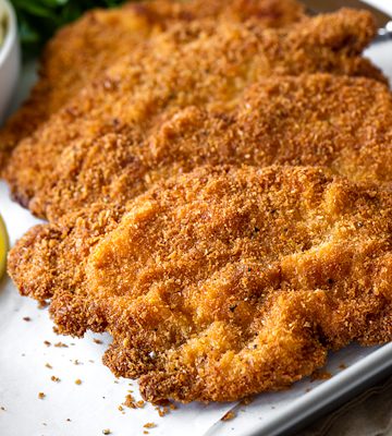 Pork Schnitzel | thecozyapron.com