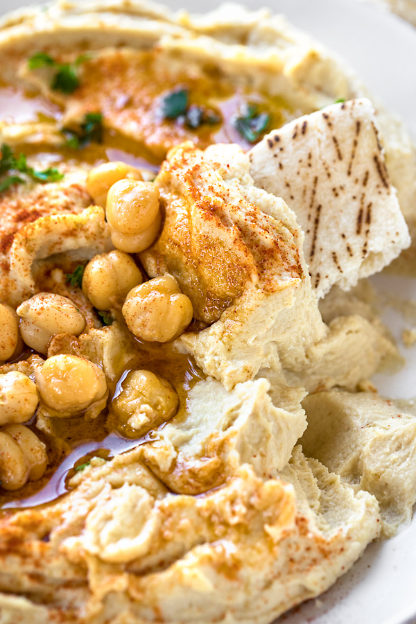 Hummus | thecozyapron.com