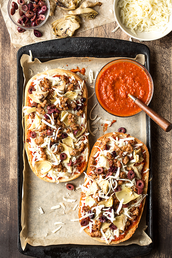 French Bread Pizza Prep | thecozyapron.com