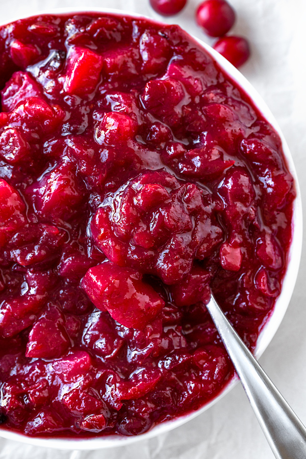 Cranberry Sauce | thecozyapron.com