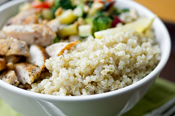 Quinoa Bowl | thecozyapron.com