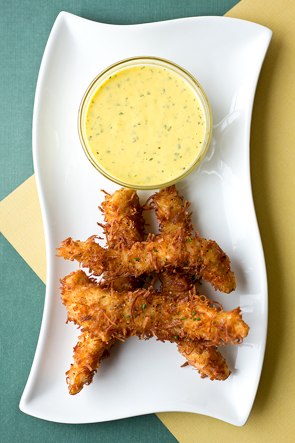 Coconut Crunch Chicken Strips | thecozyapron.com