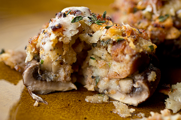 Stuffed Mushrooms | thecozyapron.com