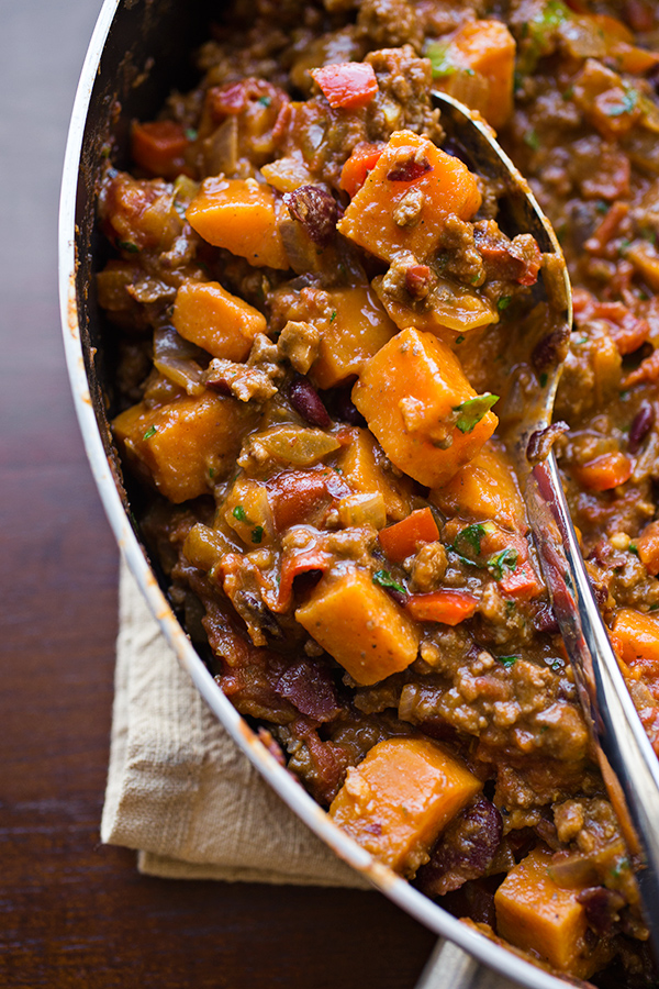 Sweet Potato Chili | thecozyapron.com