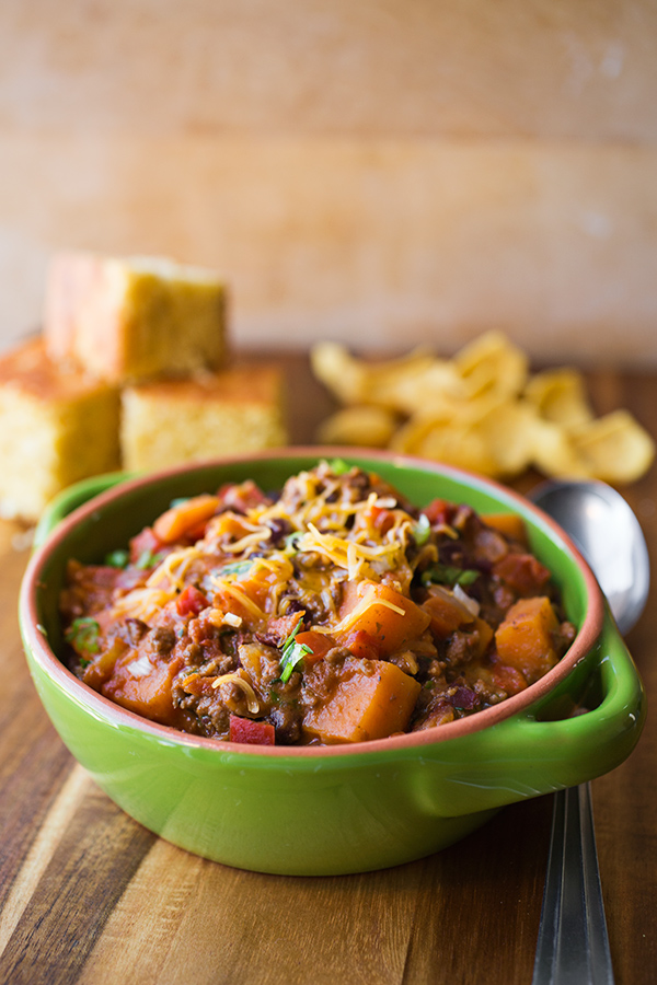 Sweet Potato Chili | thecozyapron.com