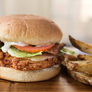 Spicy Chicken Sandwich | thecozyapron.com