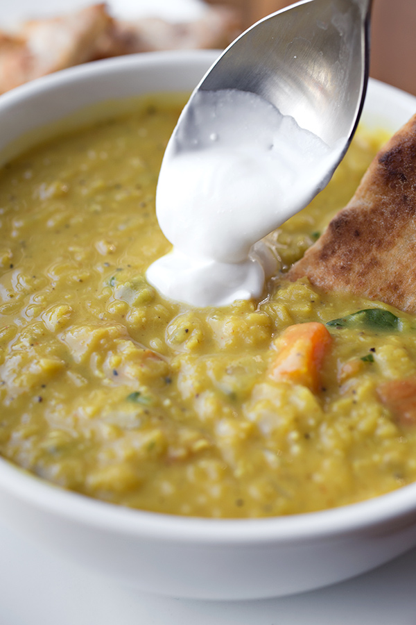 Curry Lentil Soup | thecozyapron.com