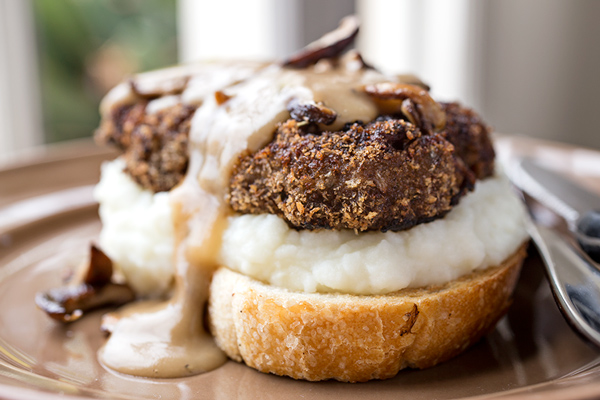 Meatloaf Sandwich with Homemade Gravy