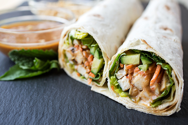 Peanut Chicken Spring Roll Wrap | thecozyapron.com