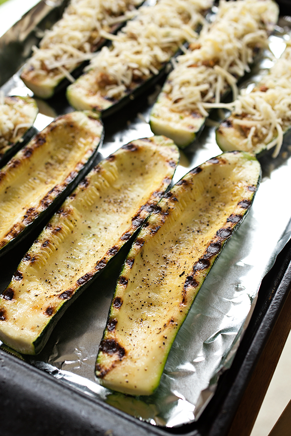 Zucchini Boats | thecozyapron.com