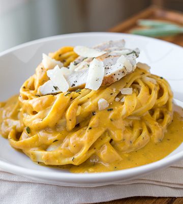 Creamy Pumpkin Pasta Sauce | thecozyapron.com