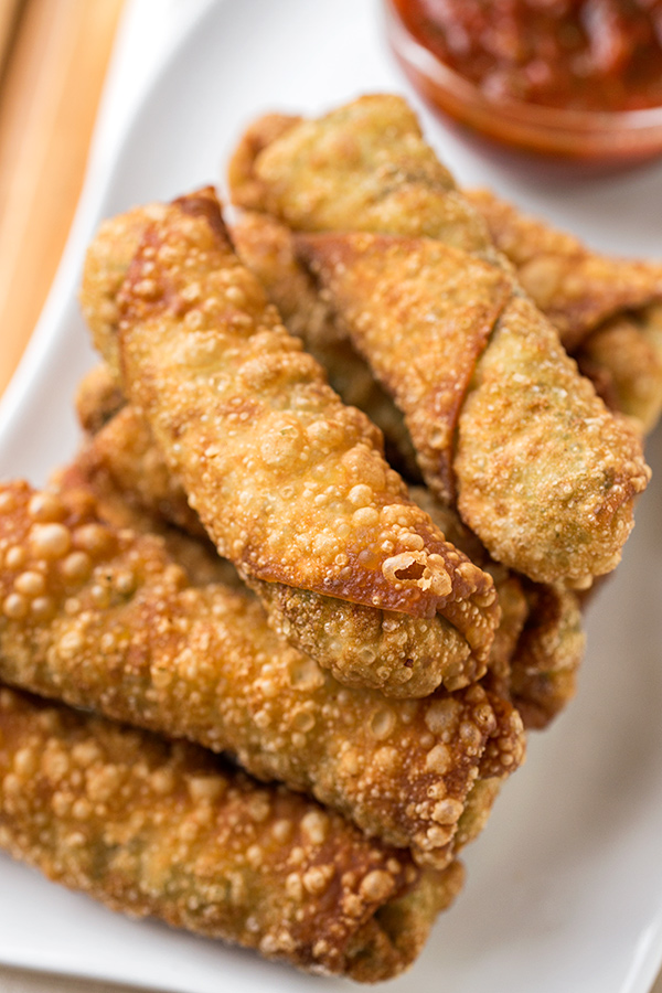 Chicken Egg Rolls with Spinach | thecozyapron.com