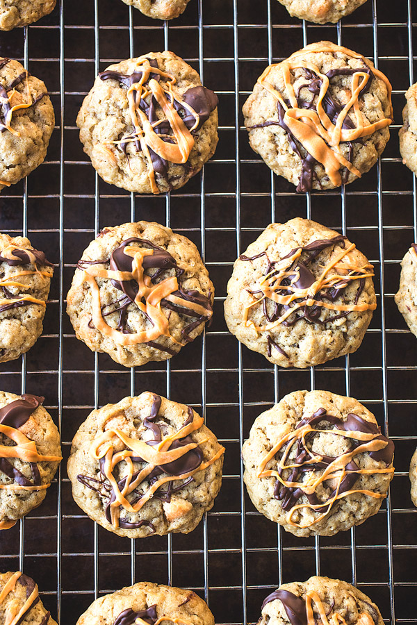 Oatmeal Scotchies with Chocolate Chips cooling on a wire rack | thecozyapron.com