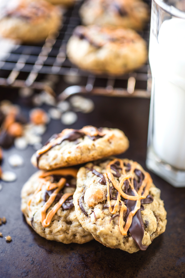 Oatmeal Scotchies with Chocolate Chips and a glass of milk | thecozyapron.com