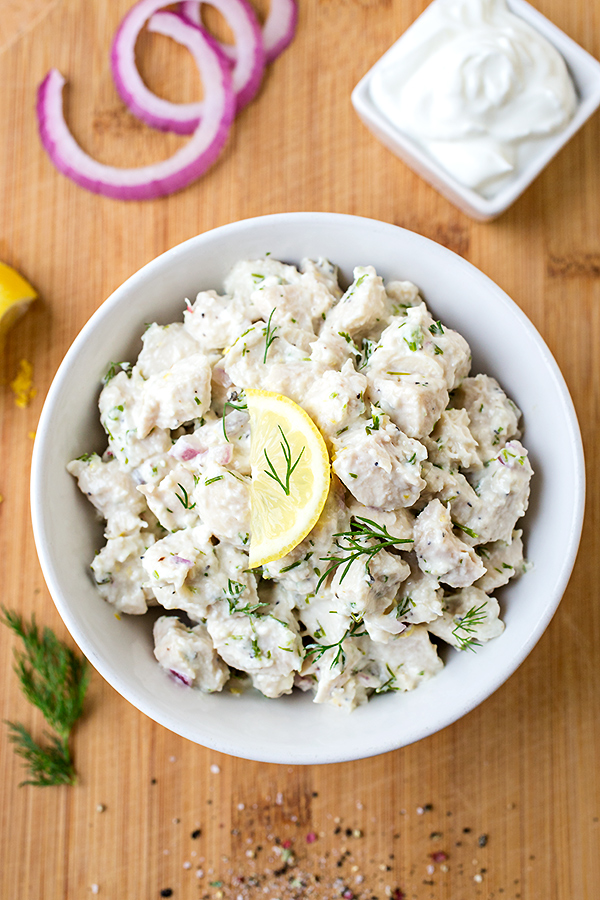 Lemon Chicken Salad | thecozyapron.com