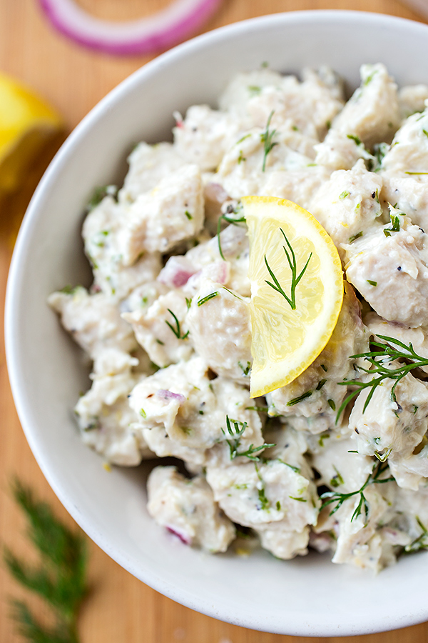 Lemon Chicken Salad | thecozyapron.com