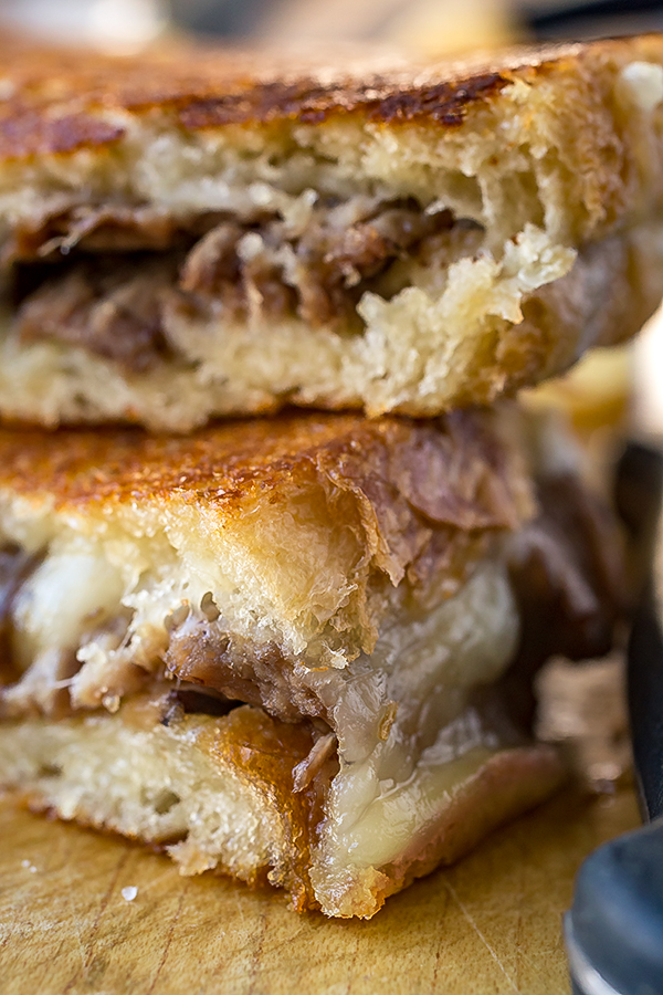 Steak and Mushroom Grilled Cheese | thecozyapron.com
