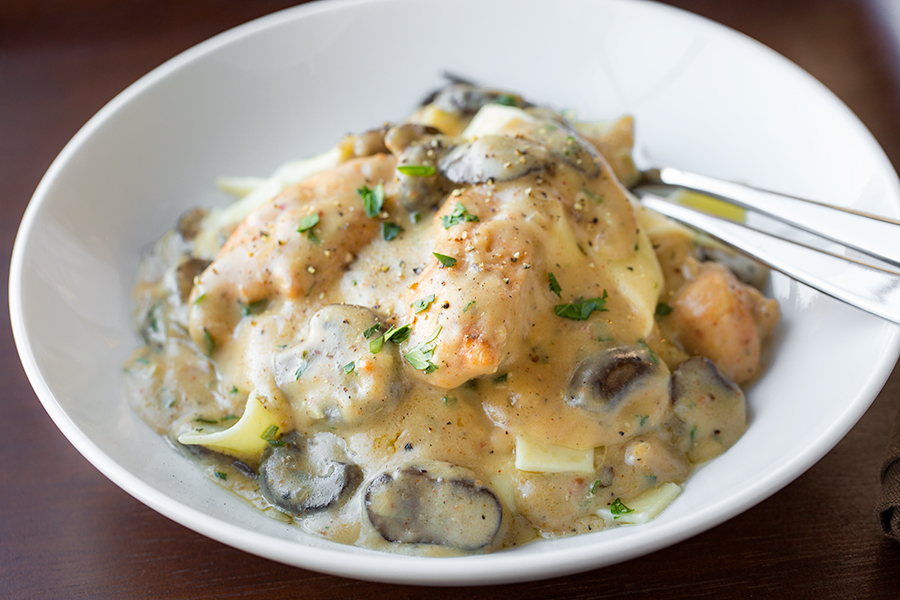 Creamy Smothered Chicken Thighs Cooked by Julie + video