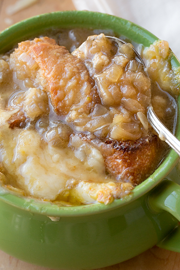 French Onion Soup | thecozyapron.com