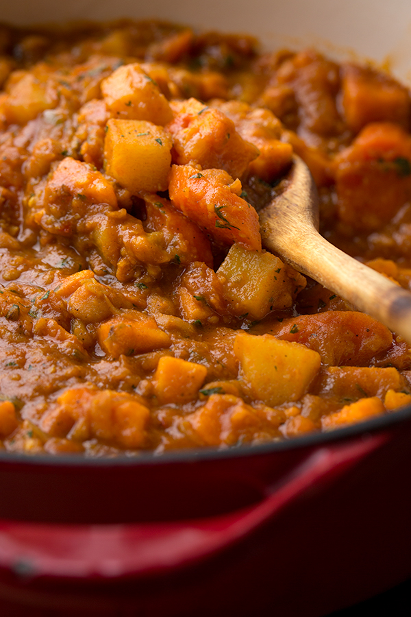 Vegetable Curry | thecozyapron.com