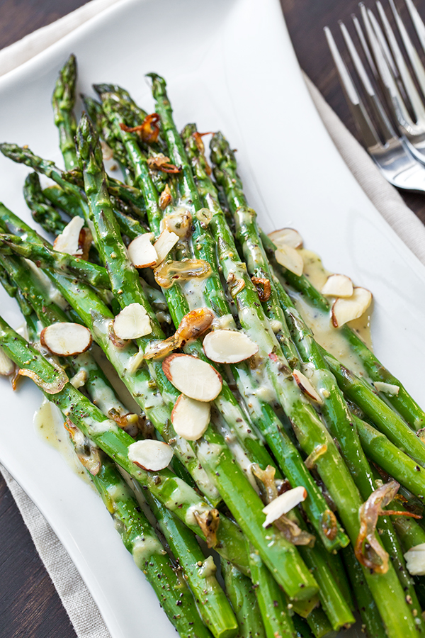 Sauteed Asparagus | thecozyapron.com