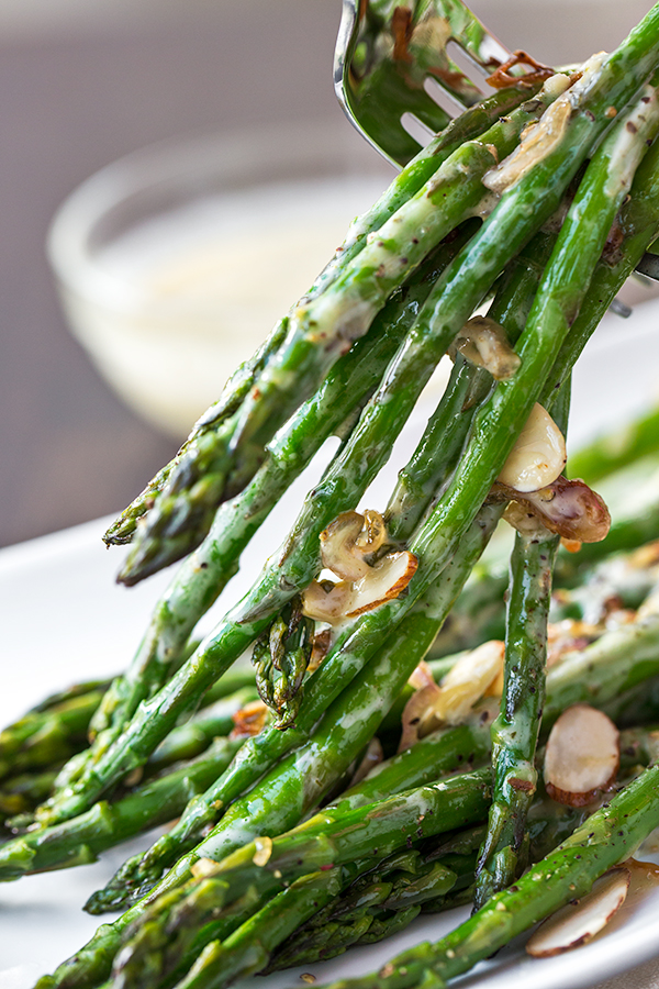 Sauteed Asparagus | The Cozy Apron