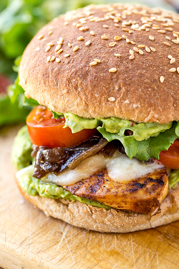 Chicken Burger | thecozyapron.com