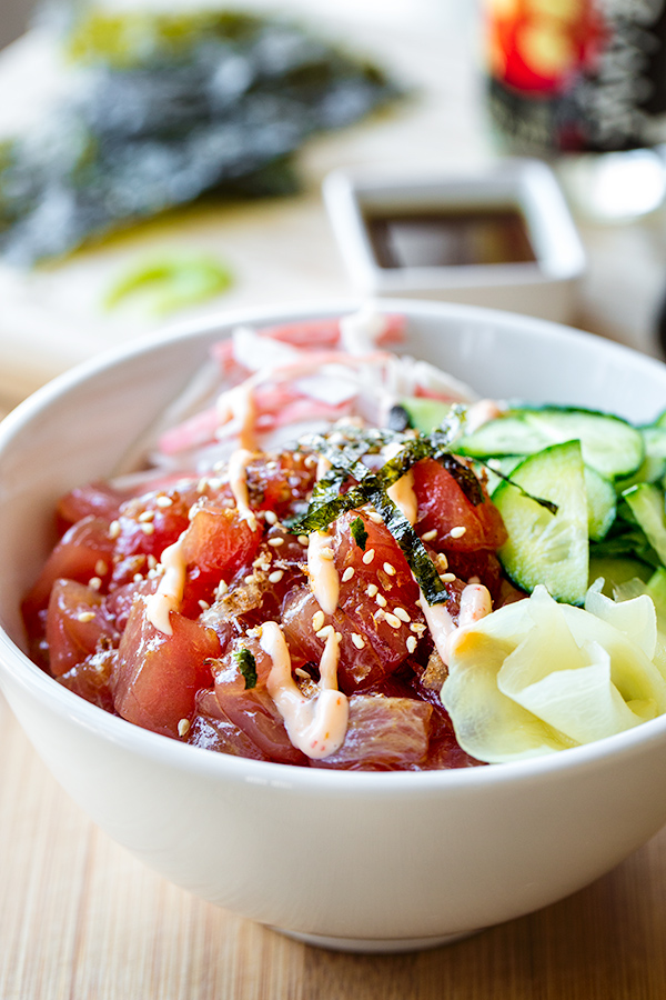 Hawaiian Poke Bowl Recipe with Spicy Aioli