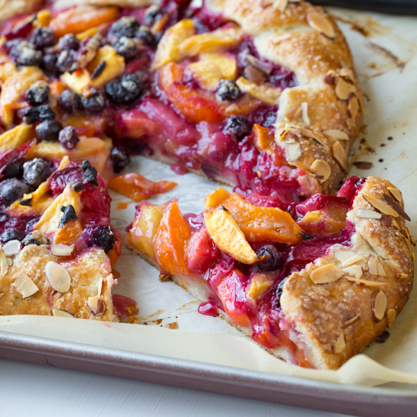 Summer Fruit Crostata | thecozyapron.com