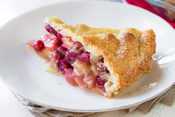 Apple Cranberry Pie | thecozyapron.com