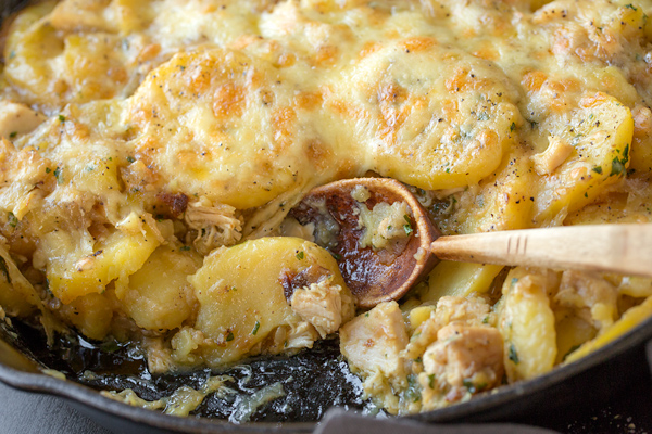Skillet Potatoes with Chicken