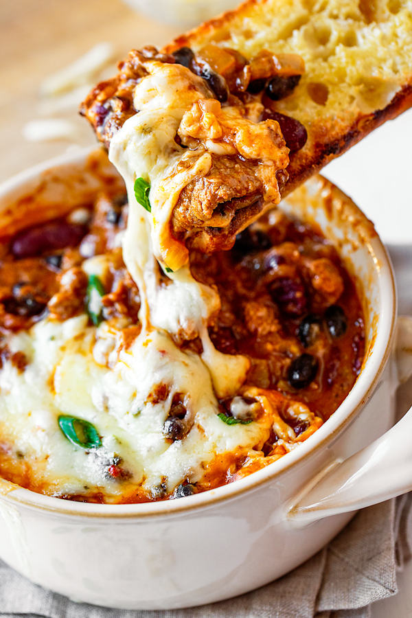 Chili Cheesesteak Stew | thecozyapron.com