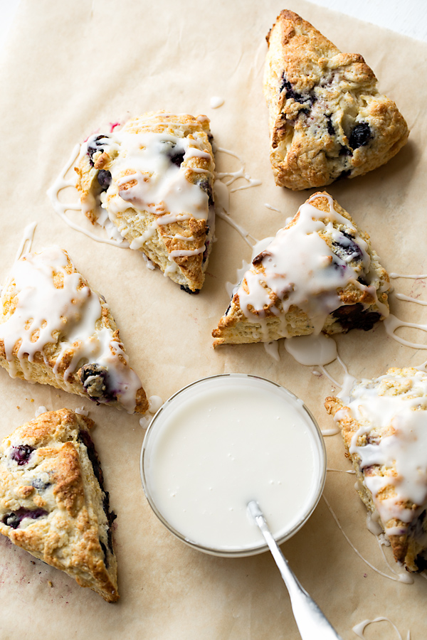 Blueberry Scones | thecozyapron.com