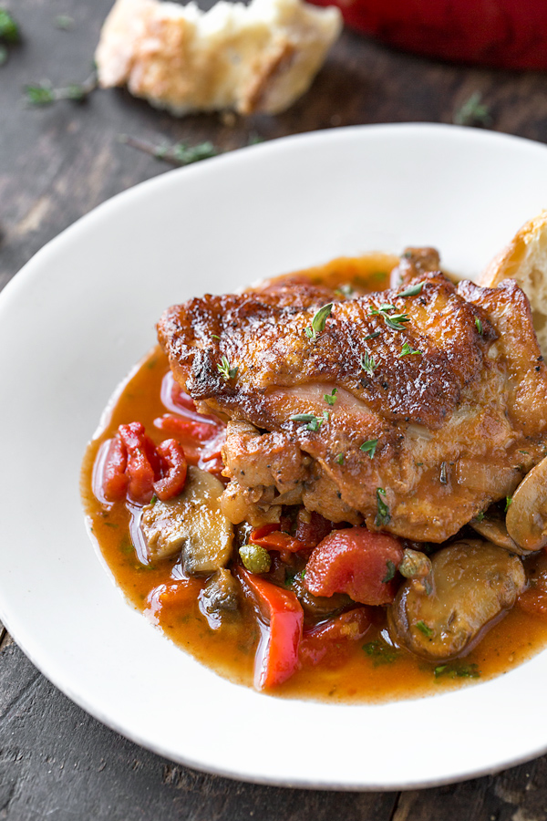 Chicken Cacciatore on a Plate | thecozyapron.com