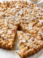 Nectarine Crumb Tart | thecozyapron.com
