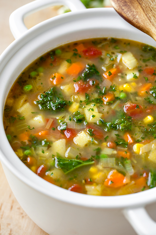 Pot of Vegetable Soup | thecozyapron.com