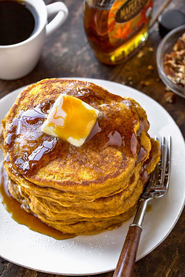 Pumpkin Pancakes | thecozyapron.com