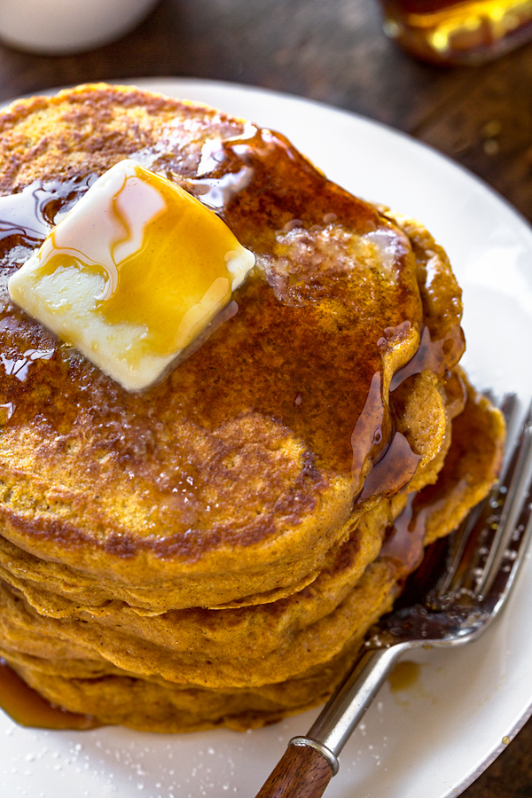 Pumpkin Pancakes | thecozyapron.com