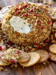Cheese Ball Recipe | thecozyapron.com