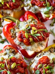 Quinoa Stuffed Peppers | thecozyapron.com