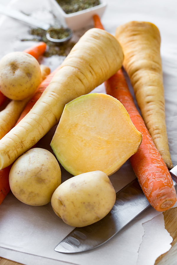 Roasted Vegetables Ingredients | thecozyapron.com