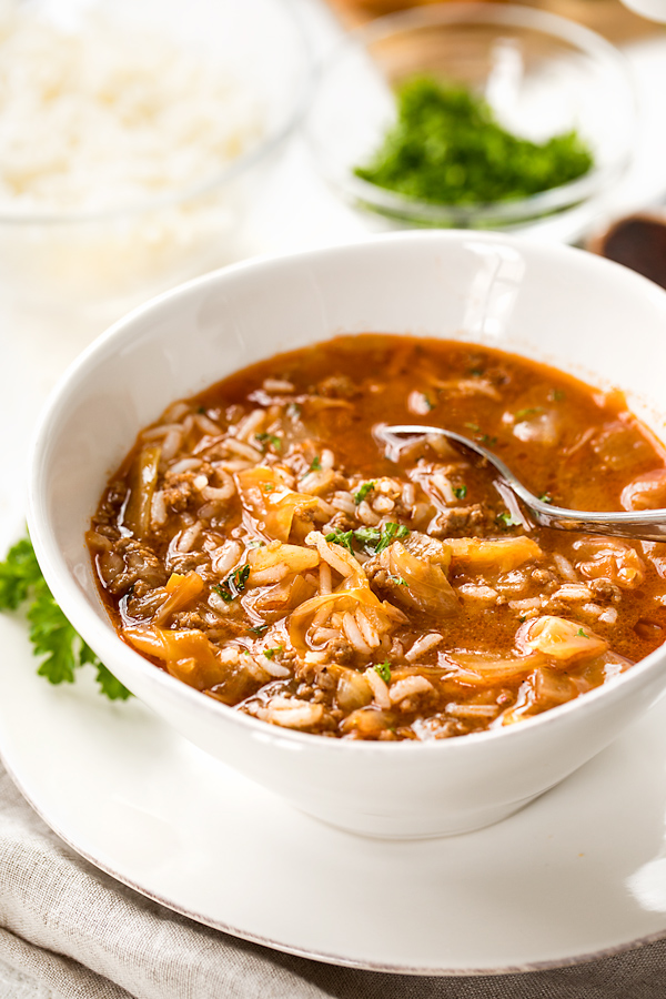 Cabbage Roll Soup | thecozyapron.com