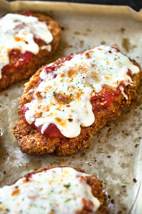 Chicken Parmesan | thecozyapron.com