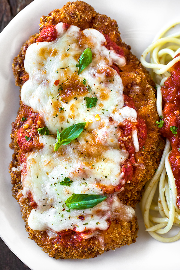 Chicken Parmesan | thecozyapron.com