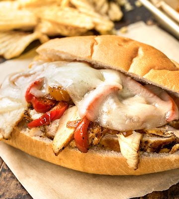 Chicken Cheesesteak | thecozyapron.com