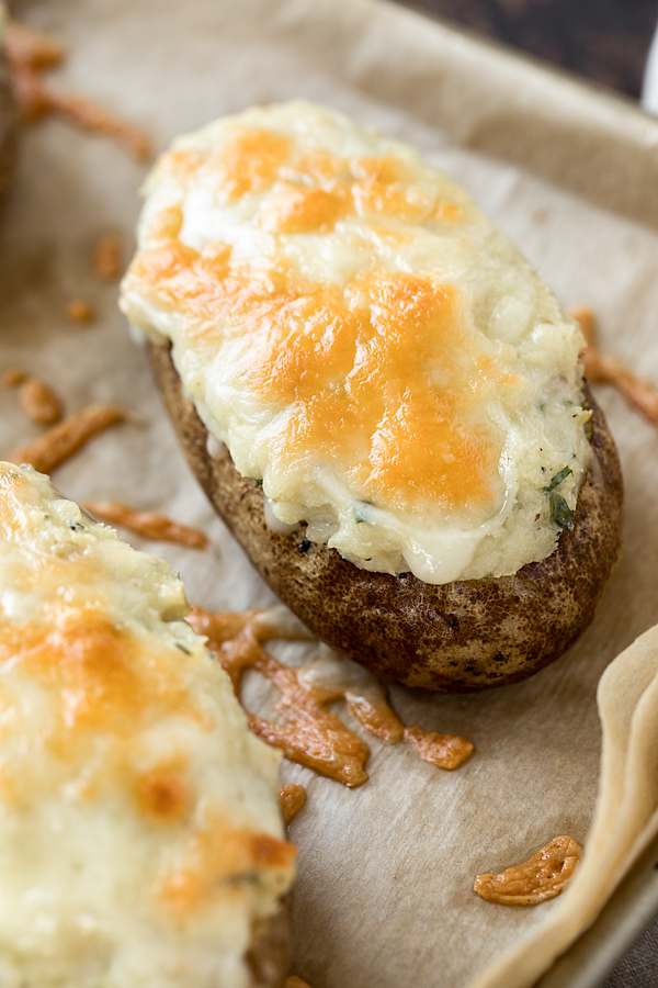 Twice Baked Potatoes | thecozyapron.com