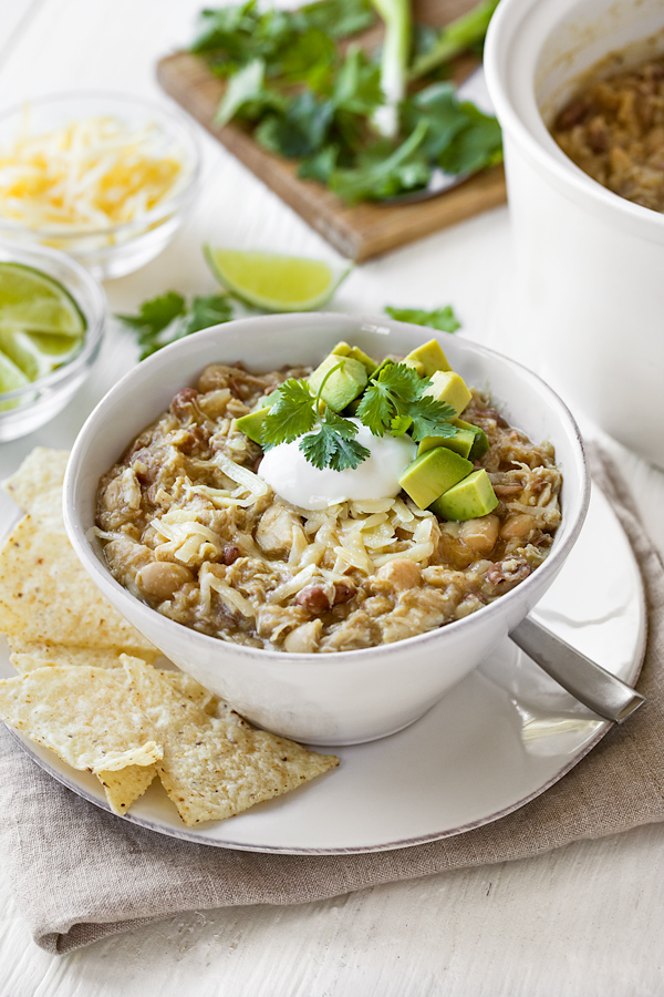 White Chicken Chili | thecozyapron.com