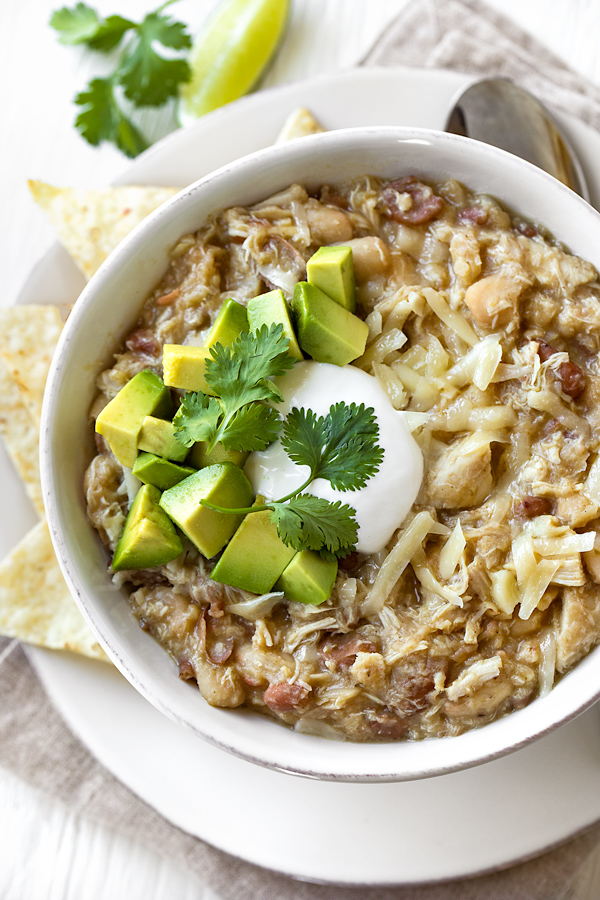 White Chicken Chili | thecozyapron.com