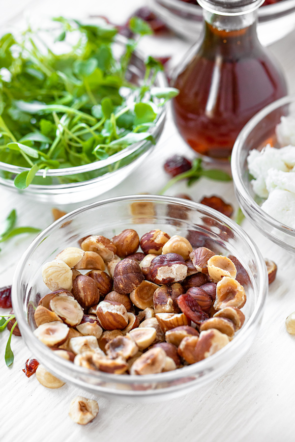 Roasted Acorn Squash Toppings | thecozyapron.com